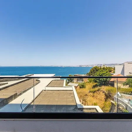 Bella Vista Balcony 1br By Pikhost * فلورا